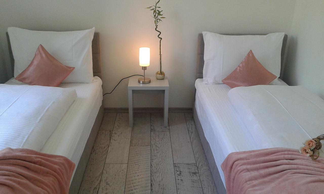 Apartment Villa Merci 塞拉耶佛 外观 照片