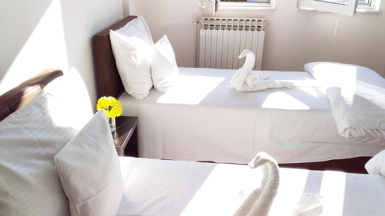 Apartment Villa Merci 塞拉耶佛 客房 照片