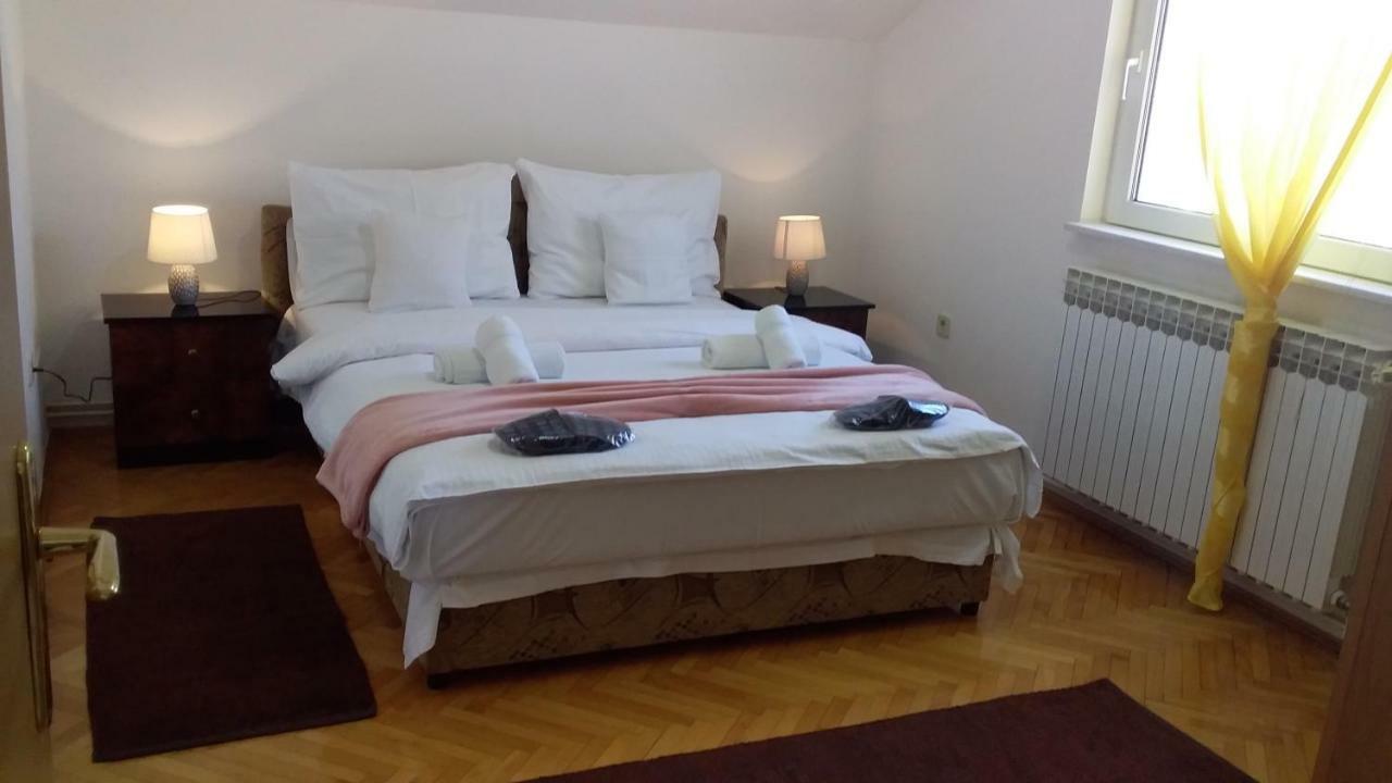 Apartment Villa Merci 塞拉耶佛 外观 照片