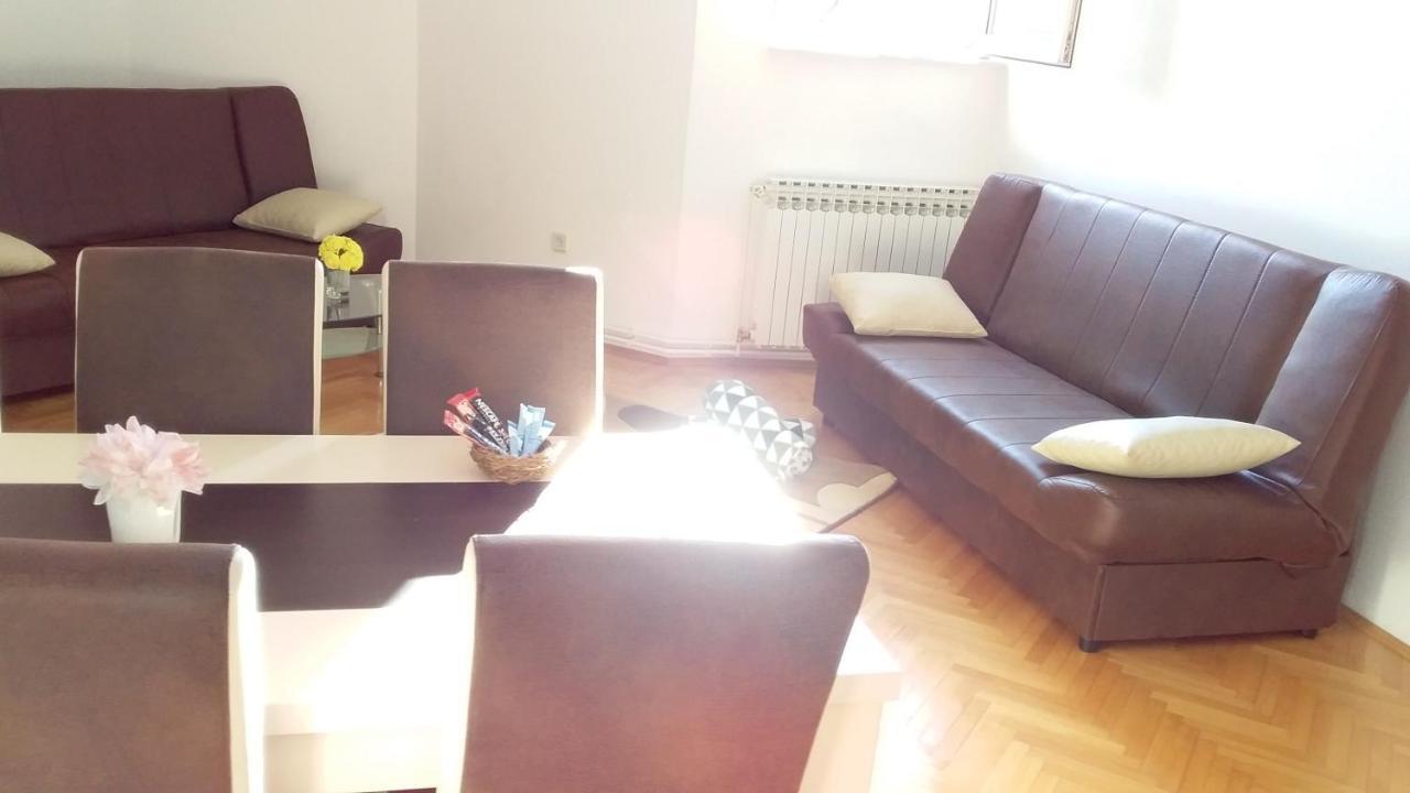 Apartment Villa Merci 塞拉耶佛 外观 照片
