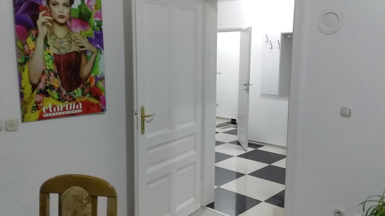 Apartment Villa Merci 塞拉耶佛 外观 照片